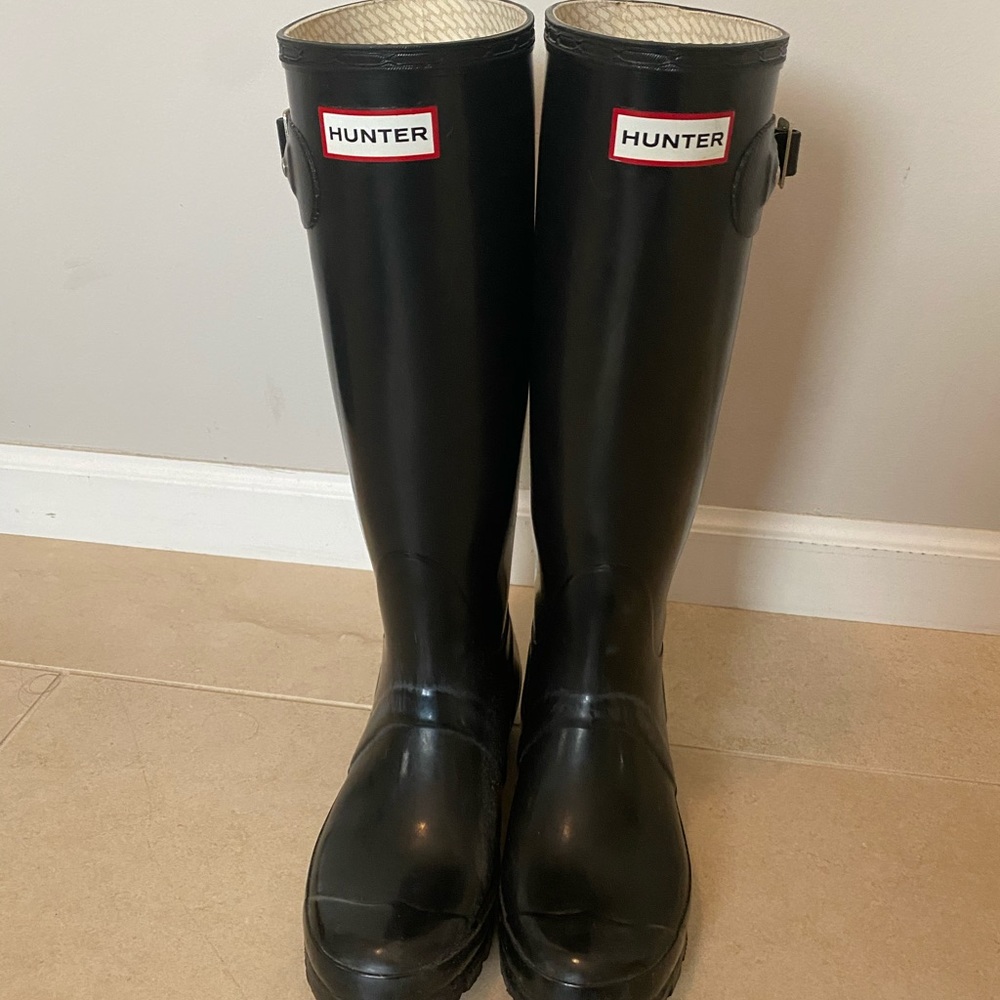 Women’s hunter rain boots